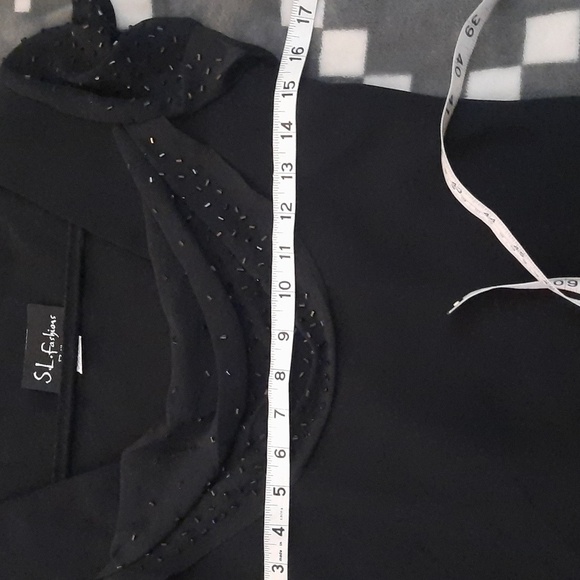 S. L. Fashions Petite Jeweled Black Cap Sleeve Top Size 8P - Picture 6 of 7
